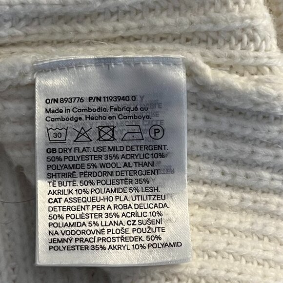 BOGO H & M Oversized Rib-Knit Half-Zip Sweater - Picture 12 of 15